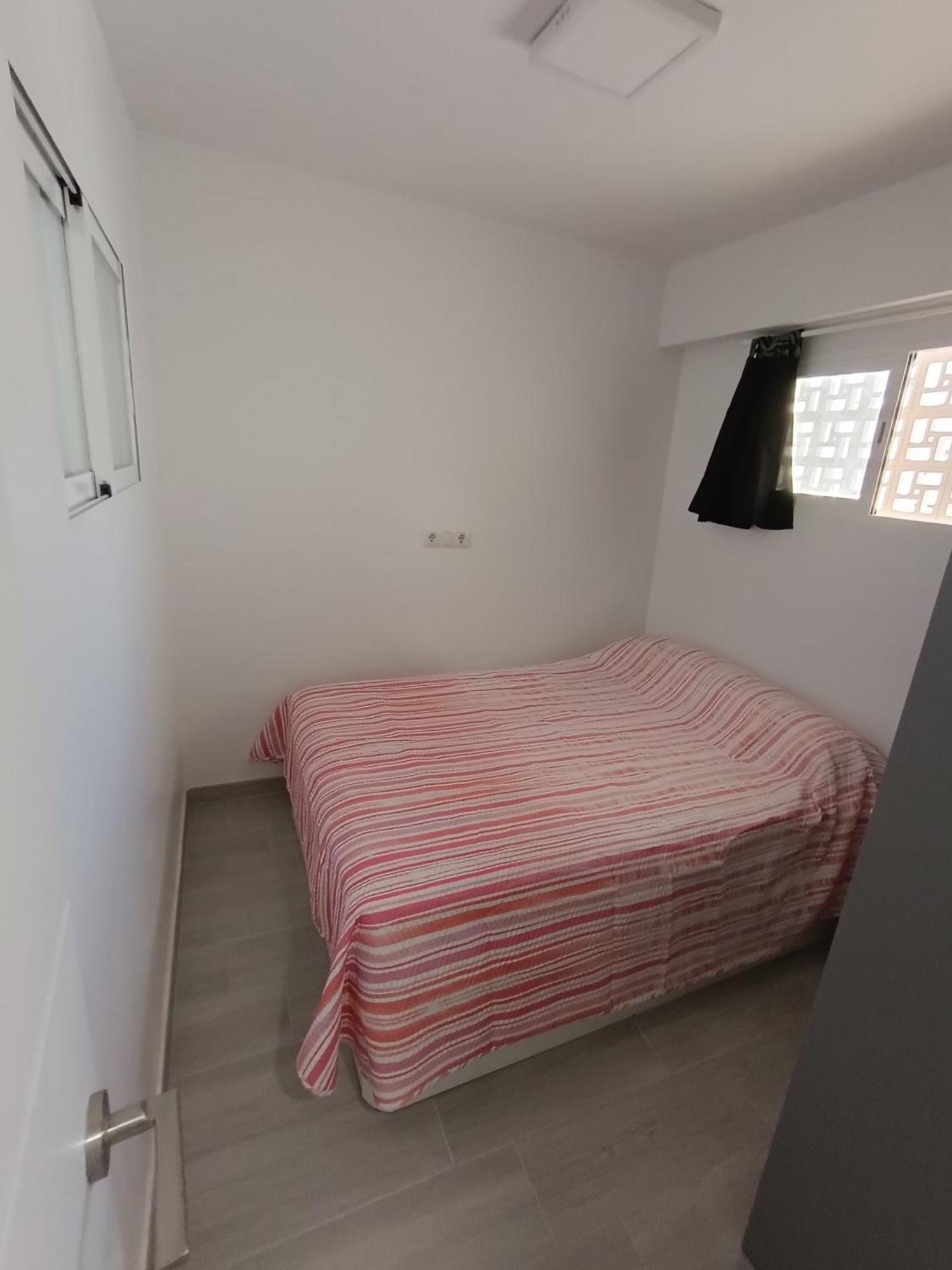 Maravilloso Apartamento Atico Primera Linea Lateral Playa San Antonio Кулера Екстериор снимка